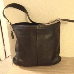 Vintage Coach #9406 Slim Black Leather Shoulder Bag
